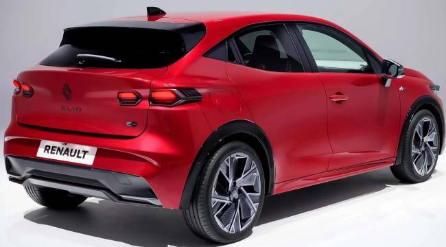 Renault Clio yenilendi: Daha büyük, daha güçlü ve hibrit motor seçeneğiyle geliyor! 7