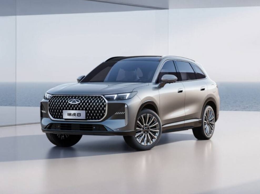 Chery’nin yeni SUV’u yolda: Tiggo 8 yenilendi, tasarımından görüntüler geldi! 5