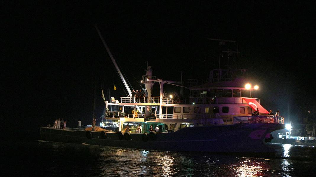 Av yasağı sona erdi: Balıkçılar 'Vira Bilmillah' dedi sezonun ilk avına çıkıldı 1