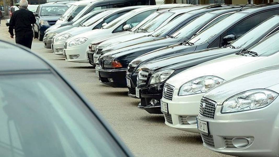 Otomobilden kâr etmek isteyenler dikkat! Satarken zarar ettirmeyen arabalar belli oldu 1