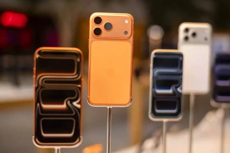 O ülkelerde kuyruk oluyor: İşte en ucuz iPhone 17'nin satıldığı ülkeler 3