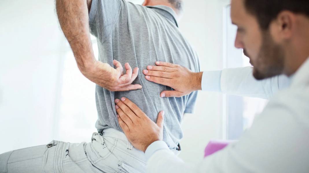 Kronik ağrınızın nedeni vitamin eksikliği olabilir! İşte hayatınızı kolaylaştıracak 6 güçlü takviye 1