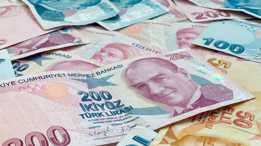 Kademeli emeklilik çıkacak mı? Uzman isim ‘en erken’ diyerek tarih verdi! 2