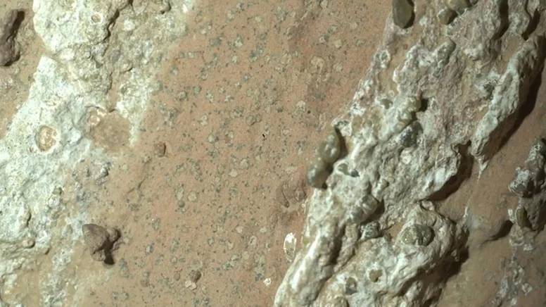 Mars’ta yaşam izleri mi bulundu? NASA’dan heyecanlandıran açıklama! 1