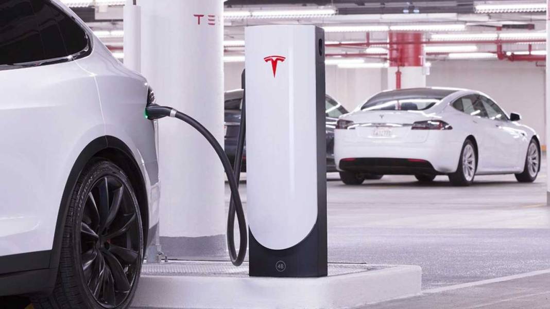 Tesla şarj ücretlerine üçüncü zam! İşte Tesla yeni Supercharger ücretleri 4