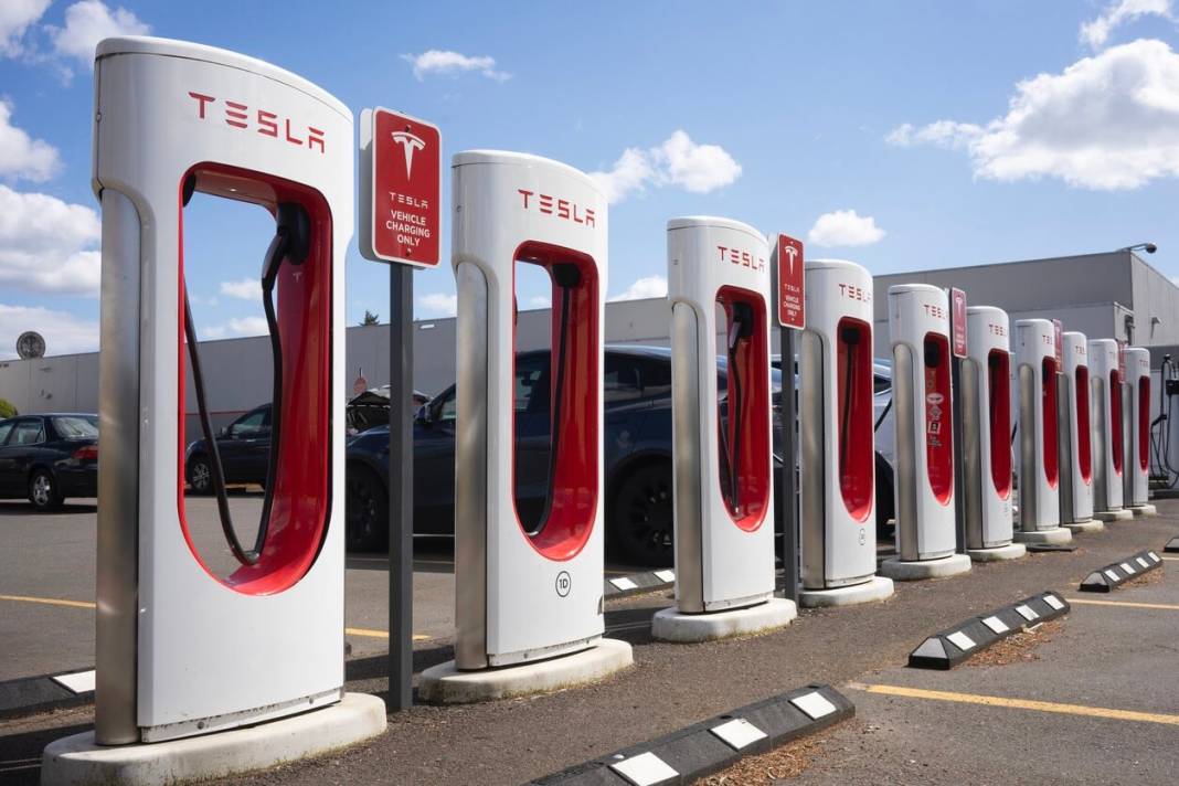 Tesla şarj ücretlerine üçüncü zam! İşte Tesla yeni Supercharger ücretleri 3