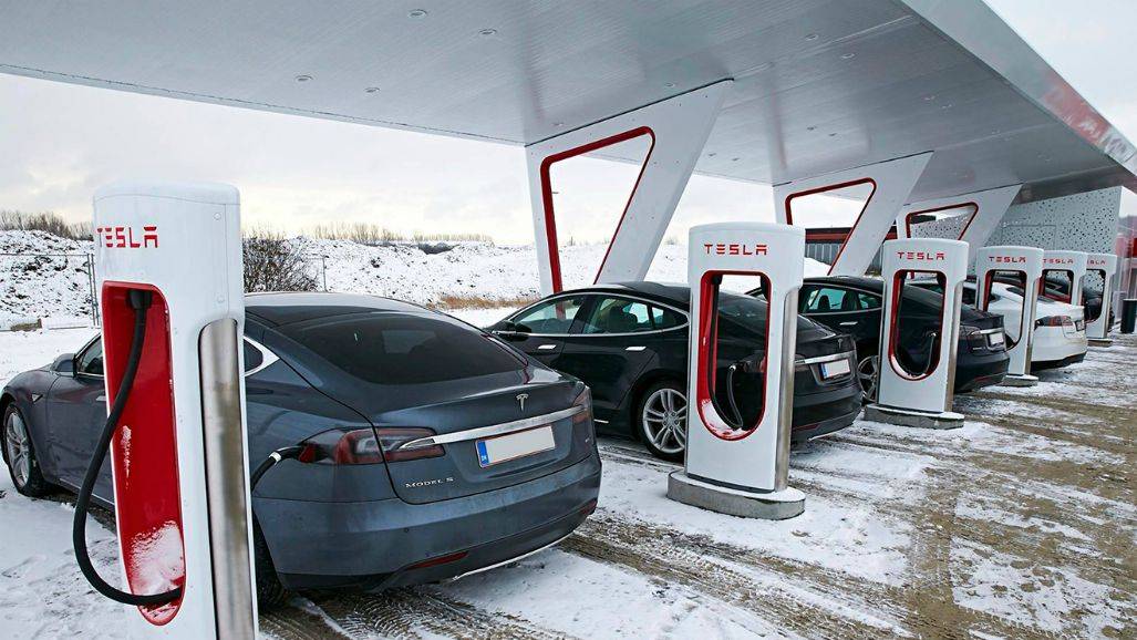 Tesla şarj ücretlerine üçüncü zam! İşte Tesla yeni Supercharger ücretleri 2