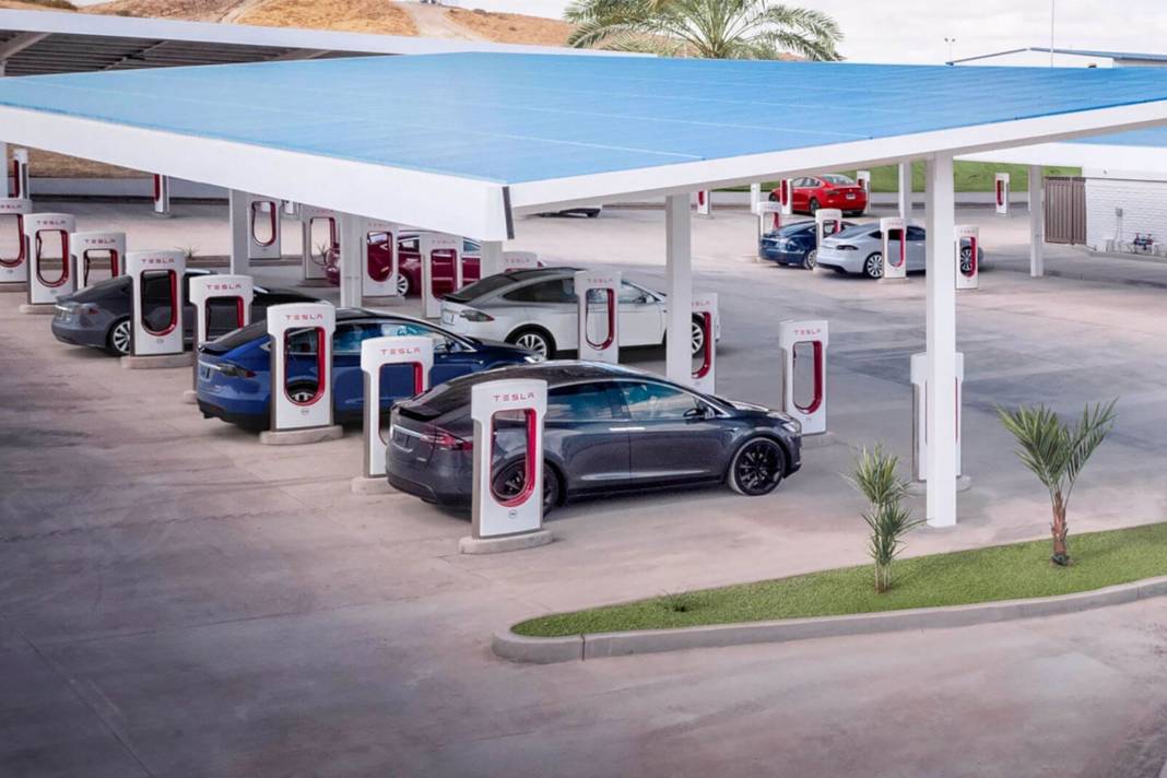 Tesla şarj ücretlerine üçüncü zam! İşte Tesla yeni Supercharger ücretleri 1