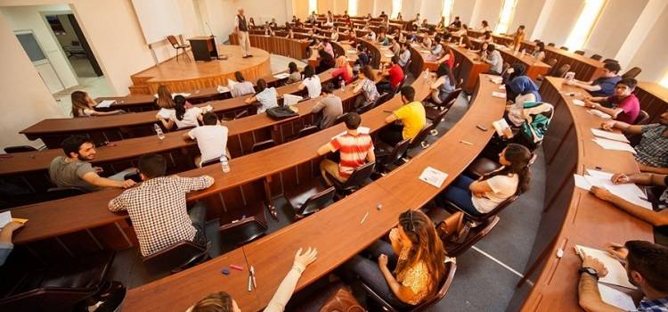 Milyonlarca üniversite öğrencisini yakından ilgilendiren haber: Çıkma ihtimali en yüksek olan 5 burs belli oldu! 2