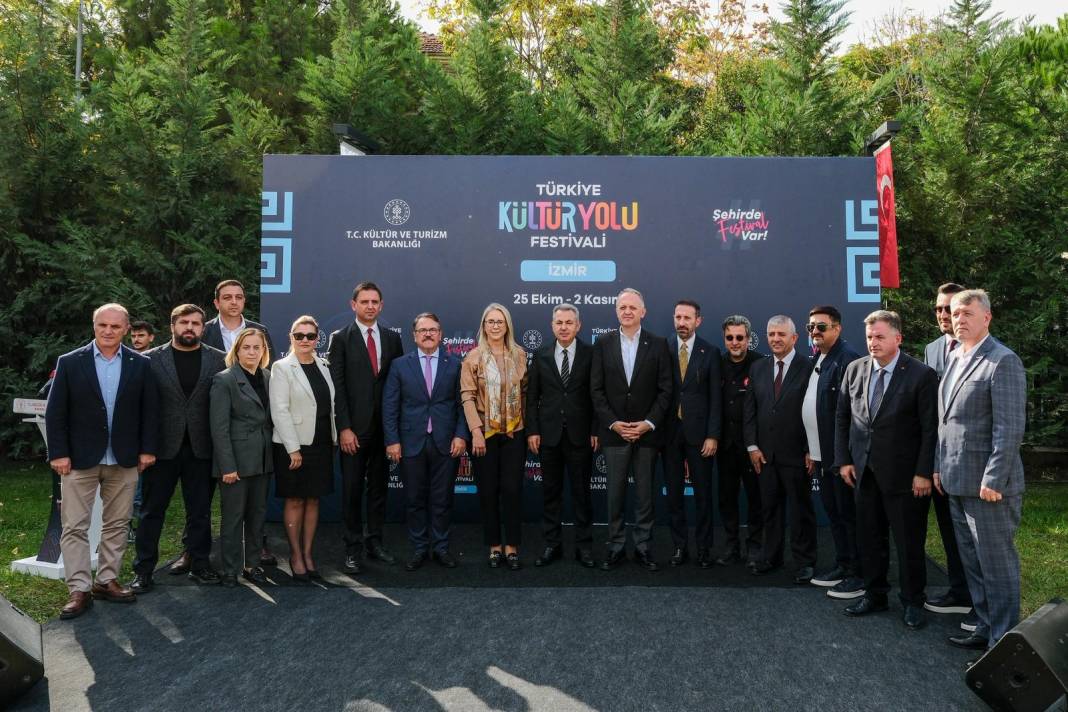 Sanatın kalbi bu kez Ege’de atıyor: İzmir Kültür Yolu Festivali başladı! 6