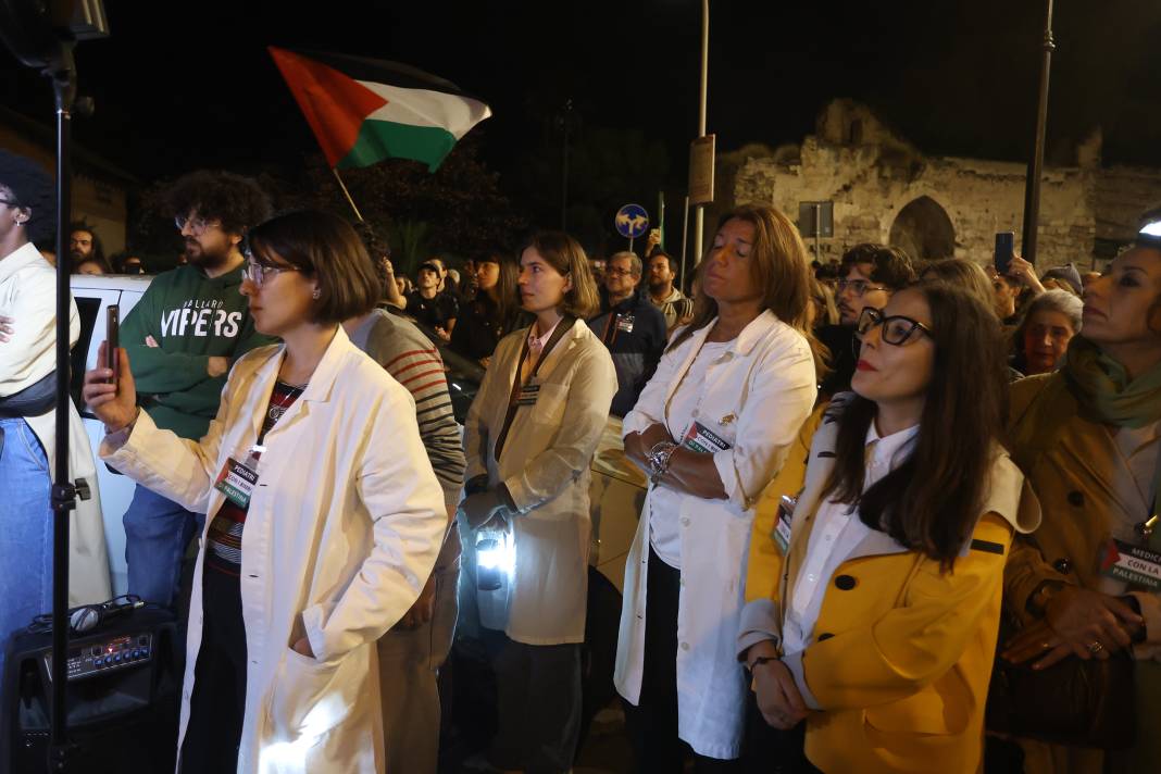 Avrupa'da Sumud Filosu'na destek, İsrail'e tepki büyüyor! Yüzlerce kişi gözaltında 3