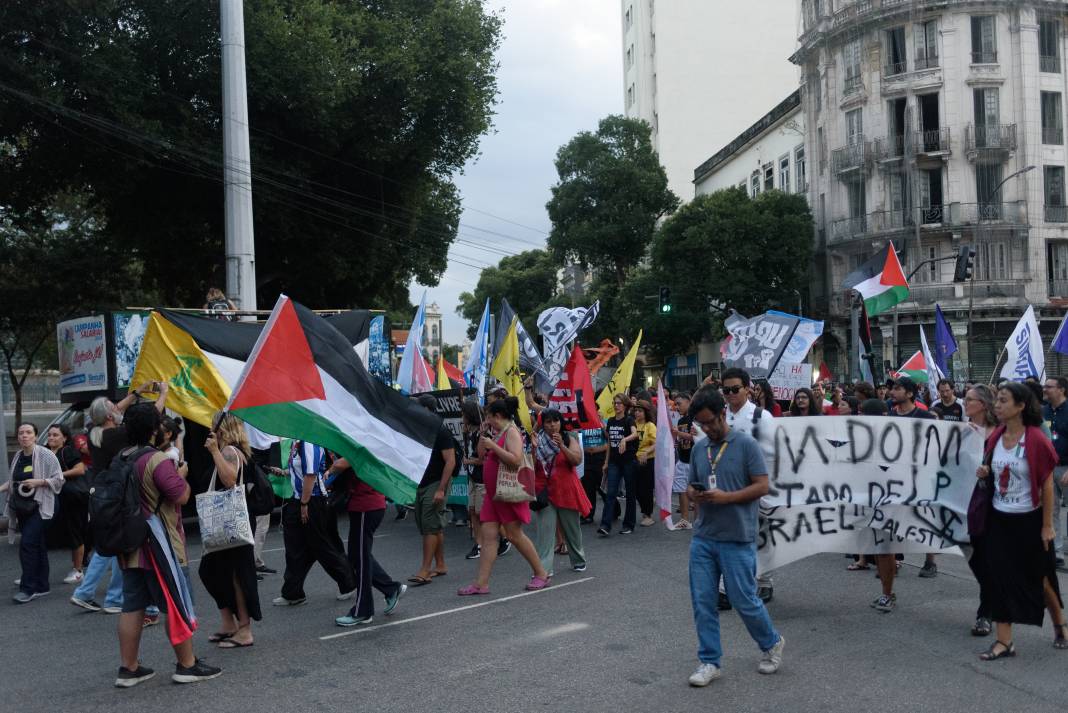 Avrupa'da Sumud Filosu'na destek, İsrail'e tepki büyüyor! Yüzlerce kişi gözaltında 4
