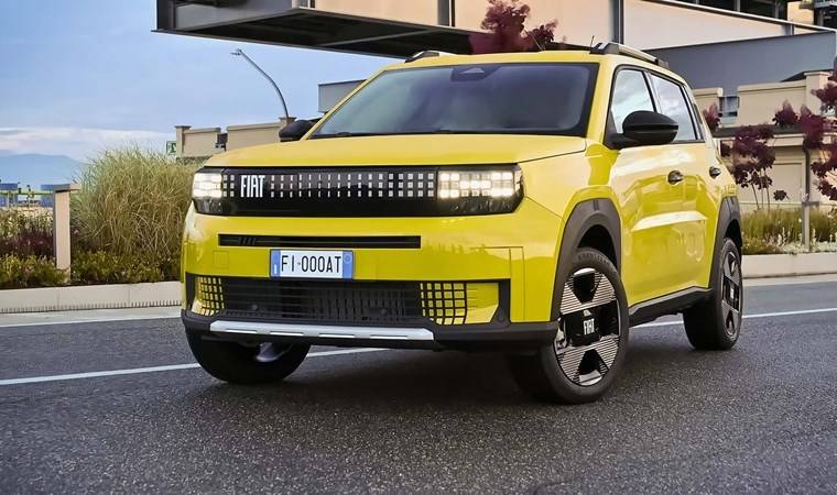 Yeni Fiat Grande Panda Türkiye’de sokakları sallayacak: Tasarımıyla göz kamaştırıyor, motoruyla ulaşılabilir 2