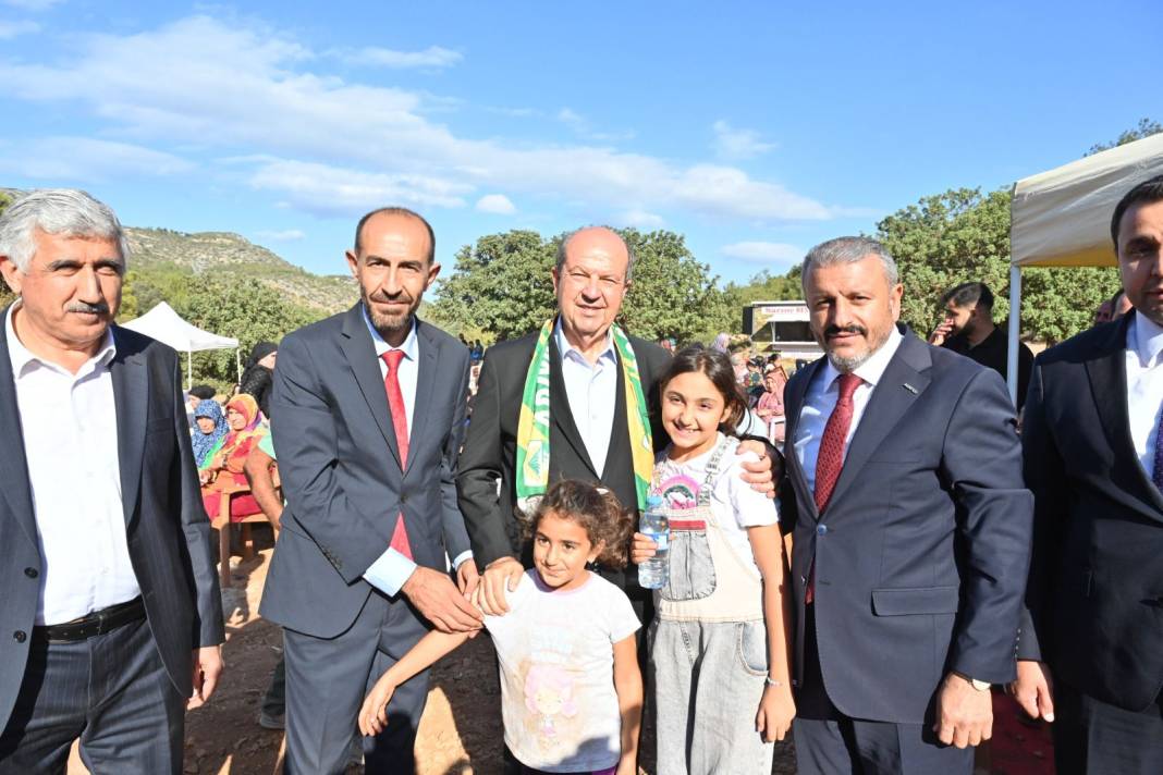Girne’de kültür ve kardeşlik buluşması: 5 ton çiğköfte ikram edildi 10