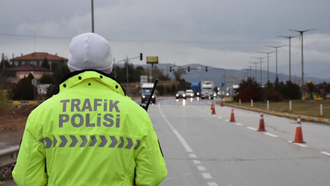 Bakan Yerlikaya trafik cezalarını duyurdu: Yeni trafik cezaları belli oldu mu? 5