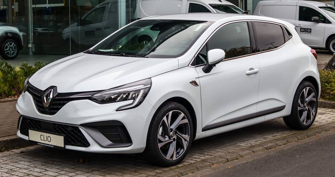 Renault tutkunları dikkat! Austral, Rafale ve Clio’da yeni fiyatlar belli oldu: Renault Ekim 2025 fiyat listesi 3