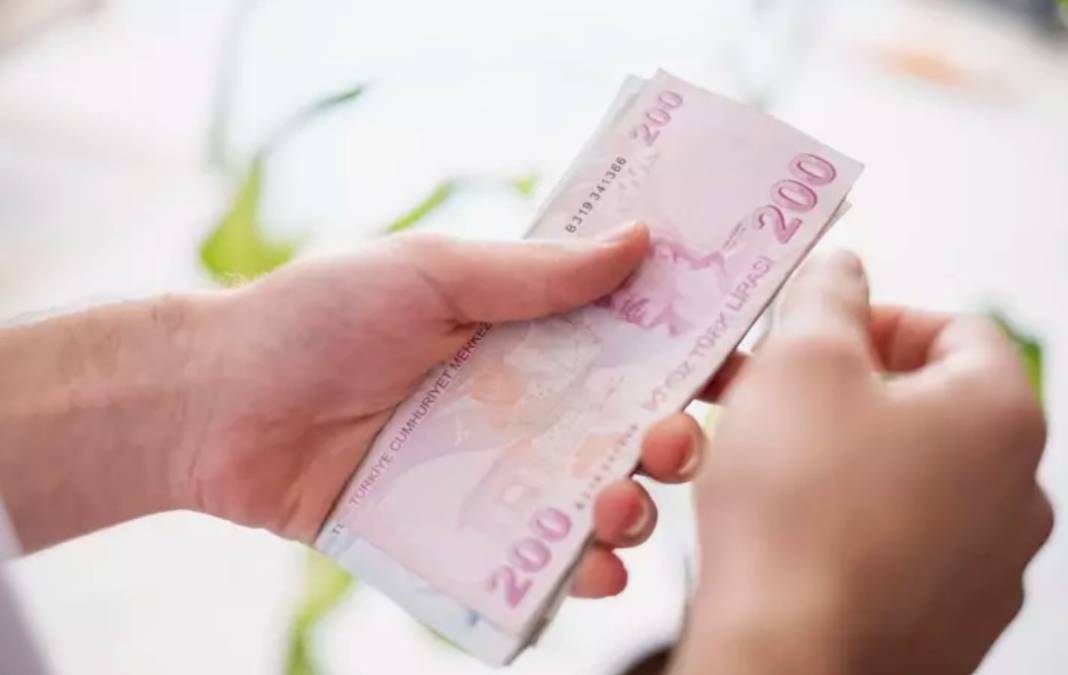 Yeni yılda kıdem tazminatı kaç lira olacak? 63 bin TL rakamı konuşuluyor! Uzmandan kritik tarih uyarısı geldi 5