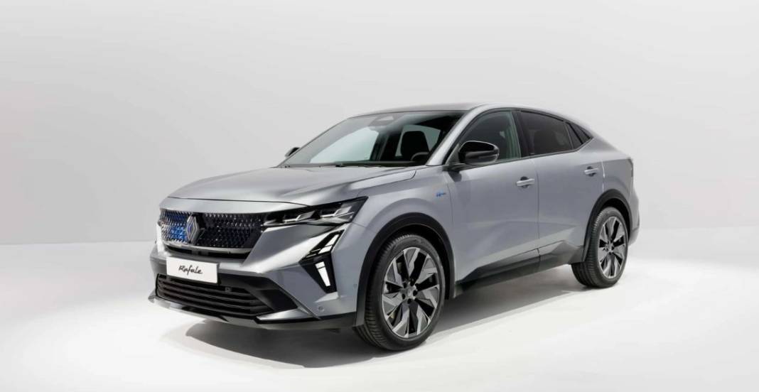 Renault tutkunları dikkat! Austral, Rafale ve Clio’da yeni fiyatlar belli oldu: Renault Ekim 2025 fiyat listesi 8