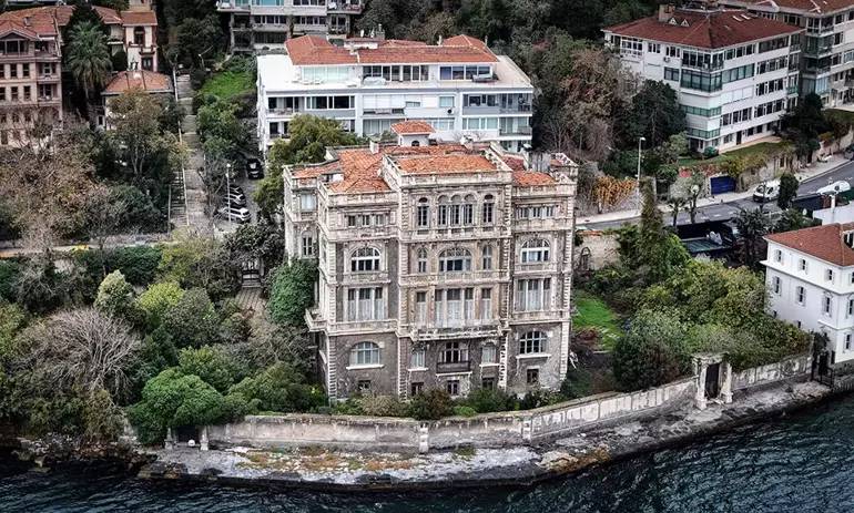 Türkiye’nin en pahalı evi alıcısını bekliyor: 130 yıllık miras satışta: 23 odalı Zeki Paşa Yalısı’nı kim alacak? 5