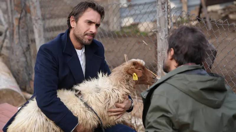 Taşacak Bu Deniz 6. bölüm fragman yayınlandı mı? Gözler Taşacak Bu Deniz yeni bölüm fragmanı izleme ekranında 4