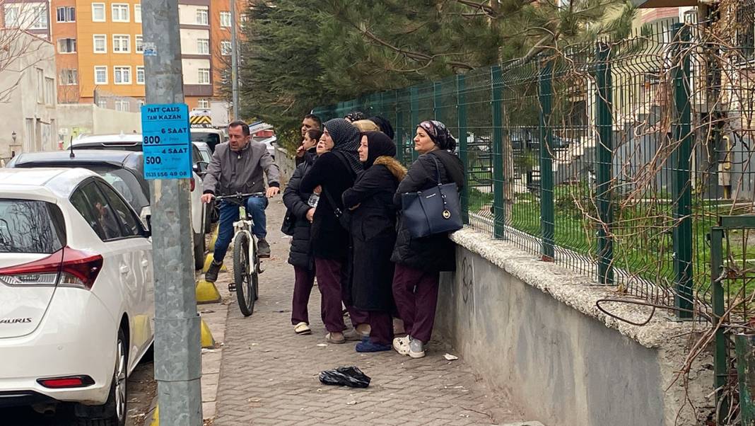 Otelde yangın paniği! 152 kişi tahliye edildi 3