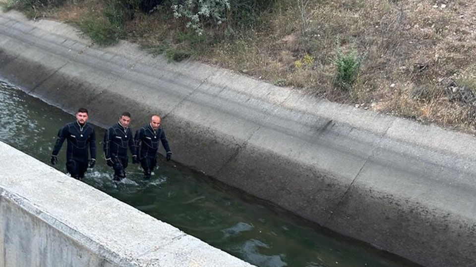 Tekerlekli sandalyesiyle düştüğü sulama kanalında kayboldu!