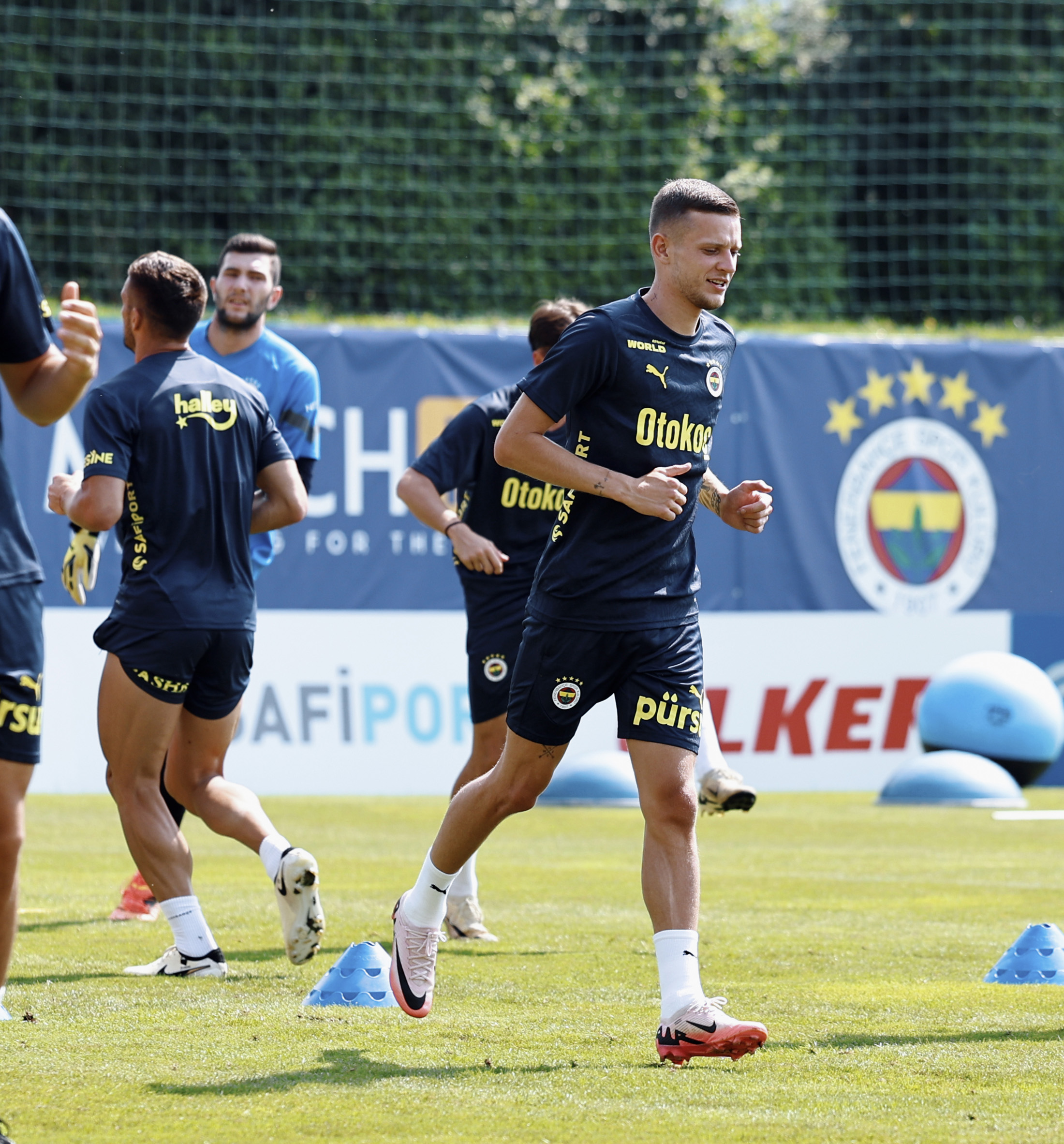 Fenerbahçe yarın son hazırlık maçına çıkıyor! İşte maçın saati