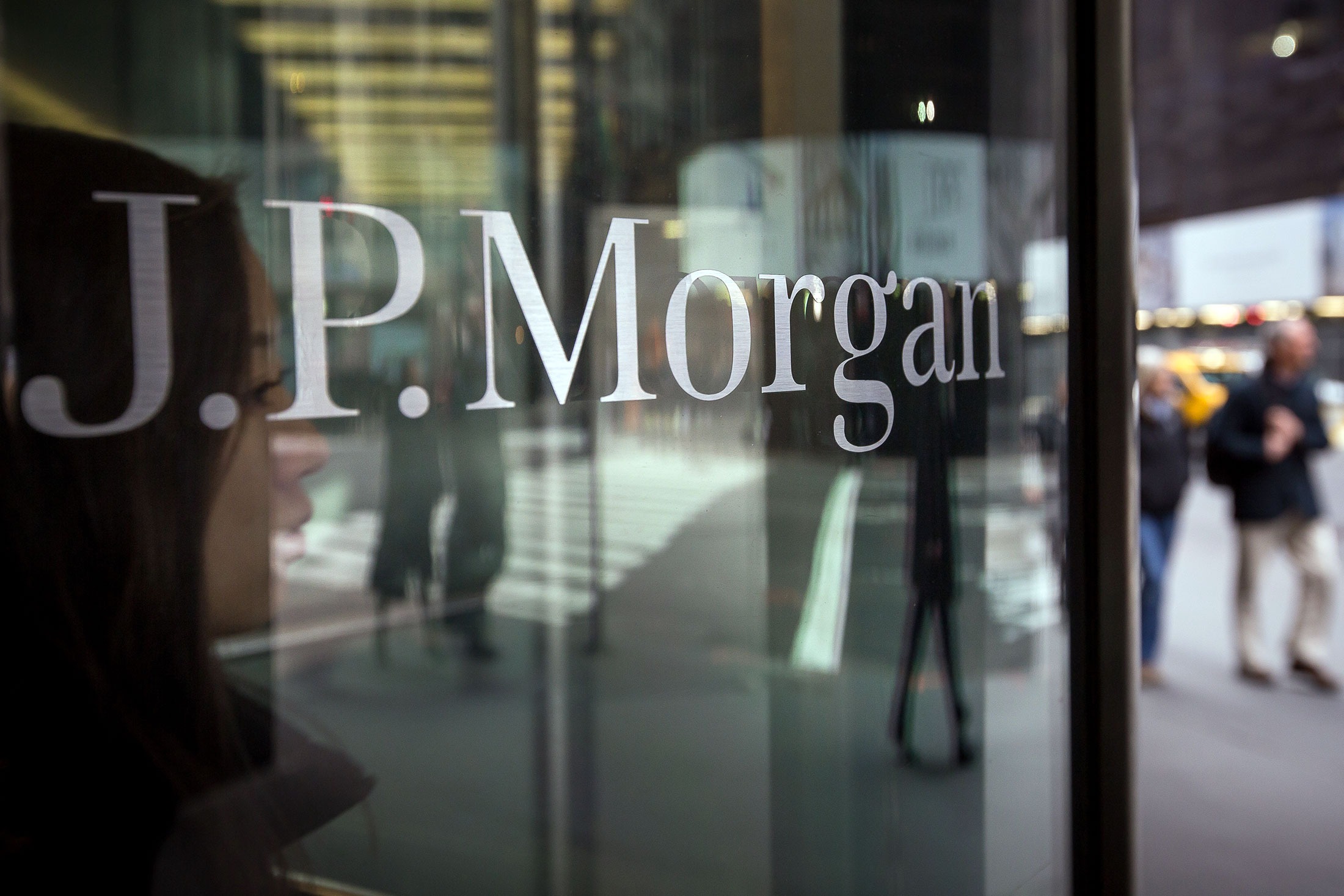 JPMorgan tavsiyelerini revize etti!  5 Türk bankasında hedef güncelledi