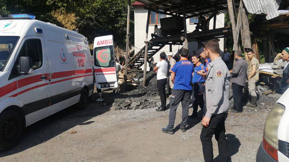 Zonguldak'ta ruhsatsız maden ocağında göçük: 1 işçi toprak altında