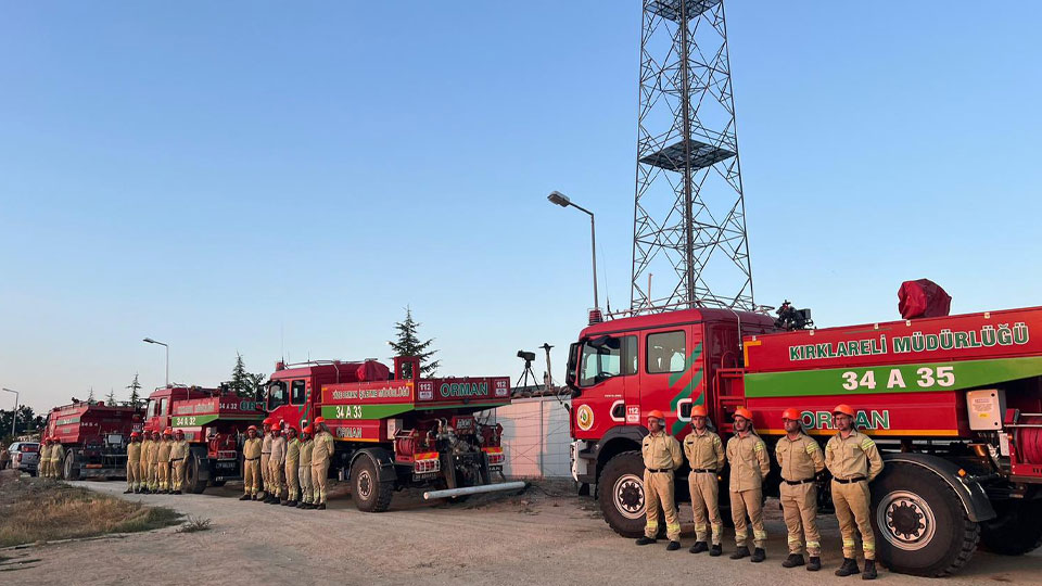 Kırklareli'nden bir ekip, Bulgaristan'a yangın söndürmeye gitti