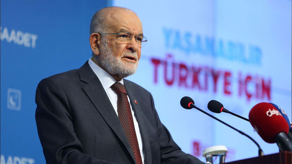 Temel Karamollaoğlu'nun annesi hayatını kaybetti