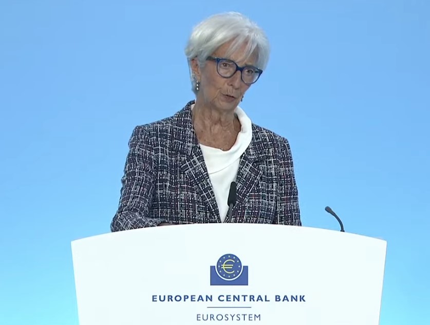 ECB Başkanı Lagarde’den faiz için sıkılık mesajı: Kısıtlayıcı olmaya devam edeceğiz