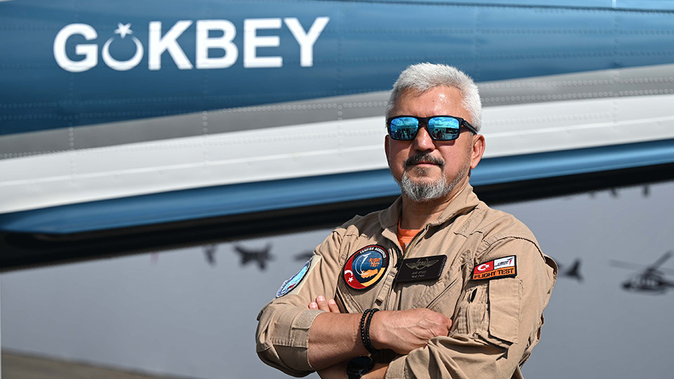 GÖKBEY’in Test Pilotu Ateş, dünya sahnesindeki ilk uçuş gösterisini anlattı