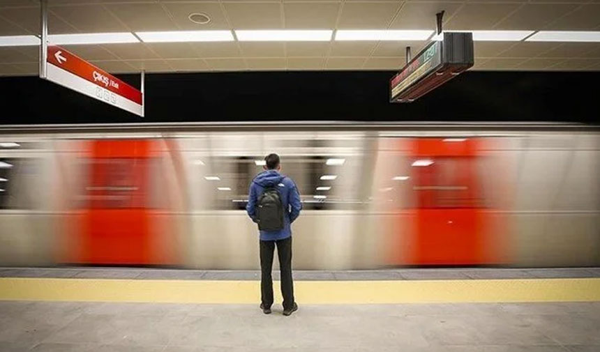 Ankara'da durdurulan metro seferleri yeniden başladı