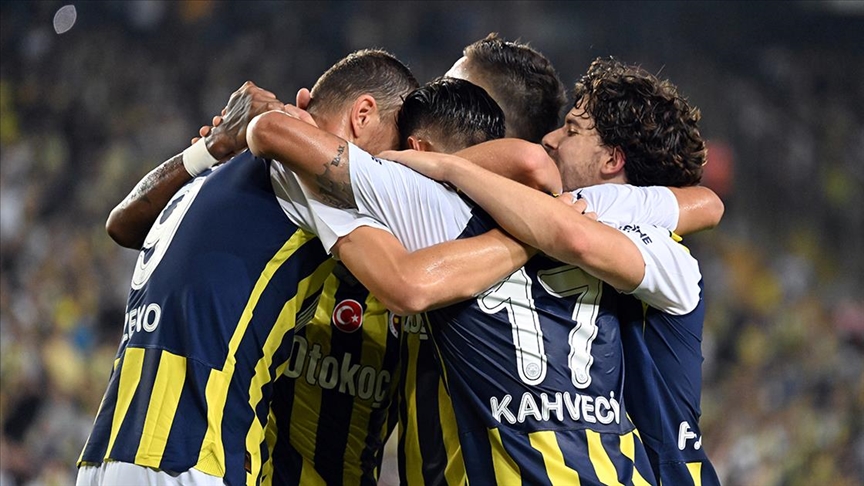 Lugano - Fenerbahçe maçı saat kaçta, hangi kanalda canlı yayınlanacak? Lugano - Fenerbahçe maçı muhtemel 11'leri