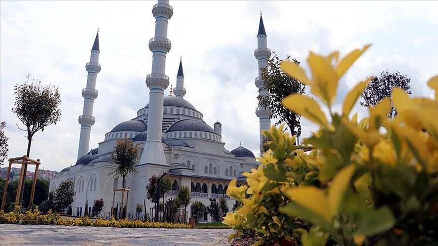 Muharrem ayı ne zaman bitiyor? 2024 Diyanet dini günler takvimi Muharrem ayının bitmesine kaç gün var?