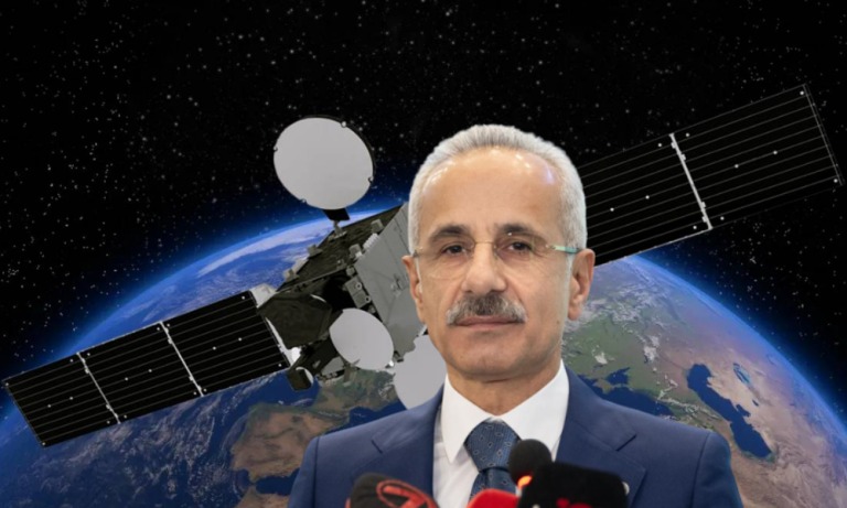 Bakan Uraloğlu açıkladı: Türksat 6-A antenlerini açtı
