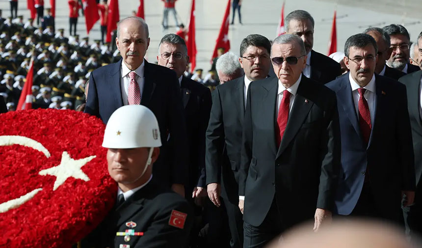 Devlet erkanı Anıtkabir'de! Cumhurbaşkanı Erdoğan: Vatanımızın bekası için her türlü tedbiri alıyoruz