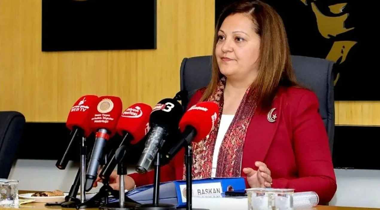 Başkan Burcu Köksal'dan Ahmet Özer mitingi tepkisi: Nerede ne zaman olacağımı ben bilirim