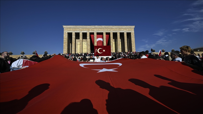 Devlet erkanı Anıtkabir'de: Ulu önder Atatürk ölümünün 86. yıldönümünde anılıyor