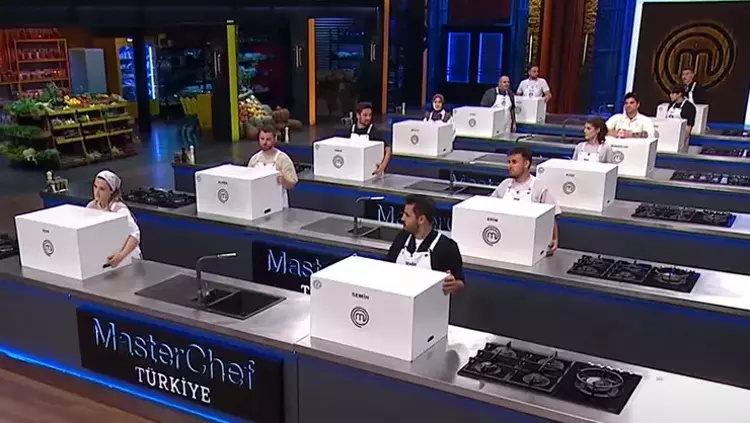 MASTERCHEF HAFTANIN KAPTANLAR: 11 Kasım 2024 MasterChef Mavi ve Kırmızı Takım kaptanları ve yarışmacıları kimler oldu?