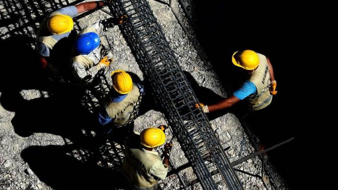 Sanayi sektörü çalışanı azaldı, inşaat sektörü çalışanı arttı