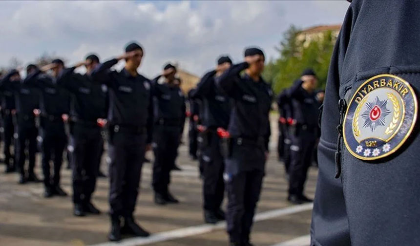 Bakan Yerlikaya duyurdu! Binlerce polis memuru alınacak