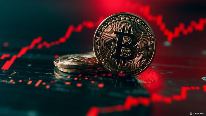 Bitcoin'den tarihi rekor: 100 bin dolara yüzde 1 kaldı