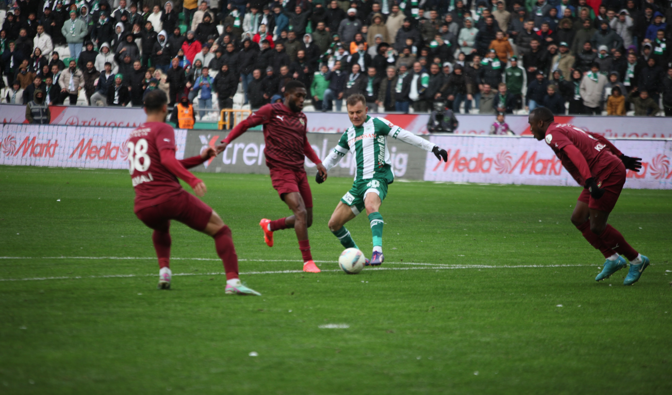 Konyaspor, evinde Hatayspor ile puanları paylaştı