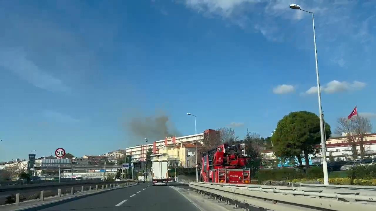 Samatya Devlet Hastanesi'nde yangın!