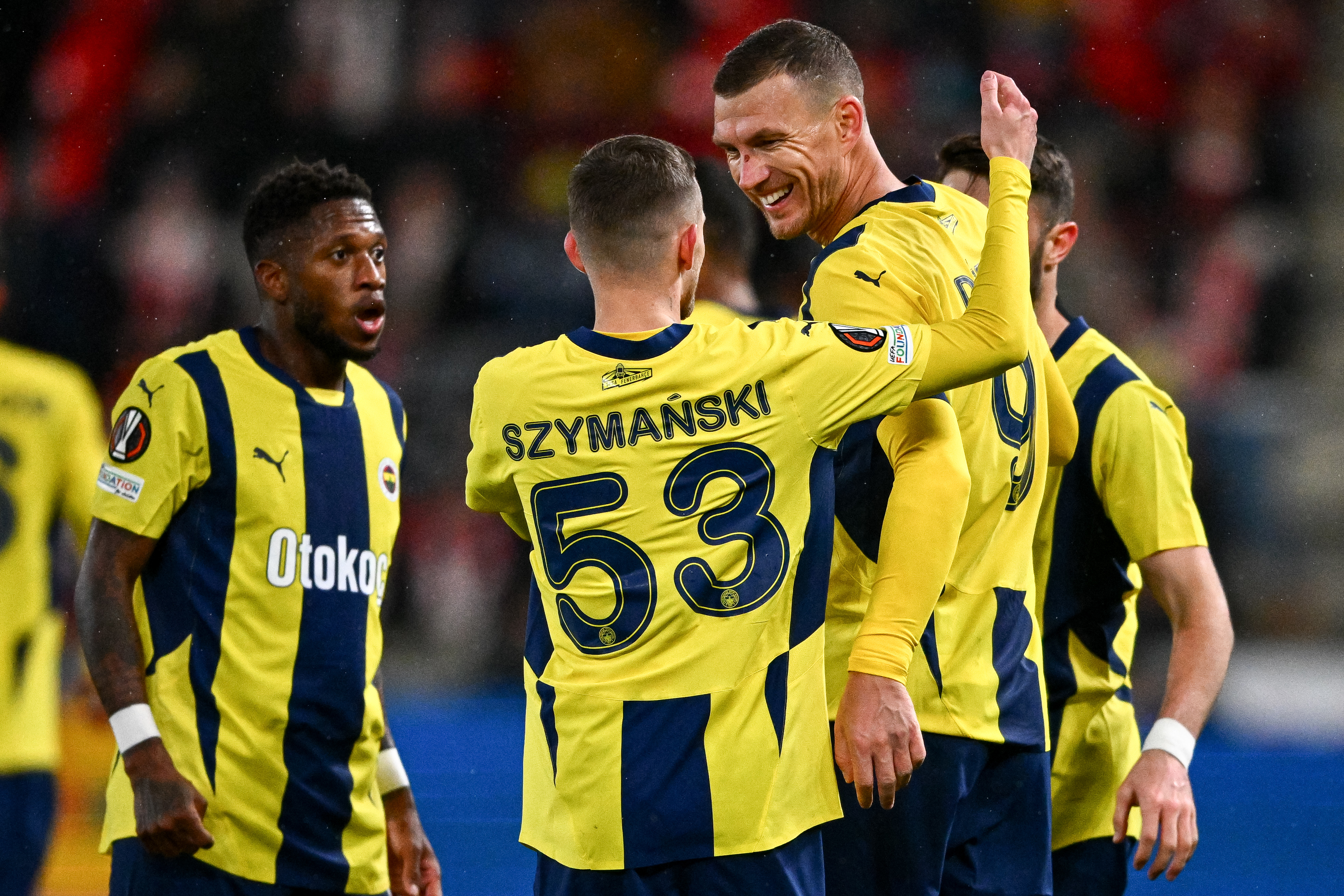 Fenerbahçe, Slavia Prag'tan deplasmanda 3 puanı aldı