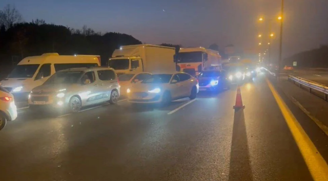 Son dakika! TEM'de trafiği kilitleyen kaza: Edirne yönünde tüm şeritler kapatıldı