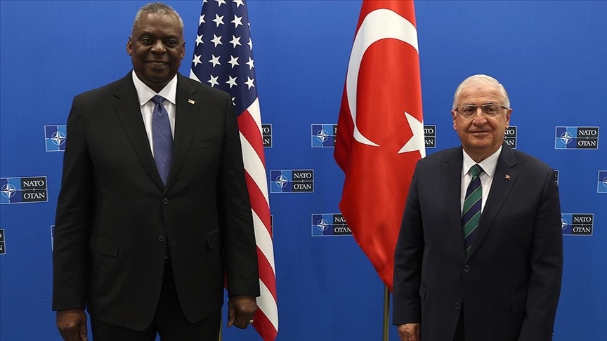 Ankara-Washington hattında kritik telefon: Bakan Güler ile Austin Suriye’deki son durumu görüştü!