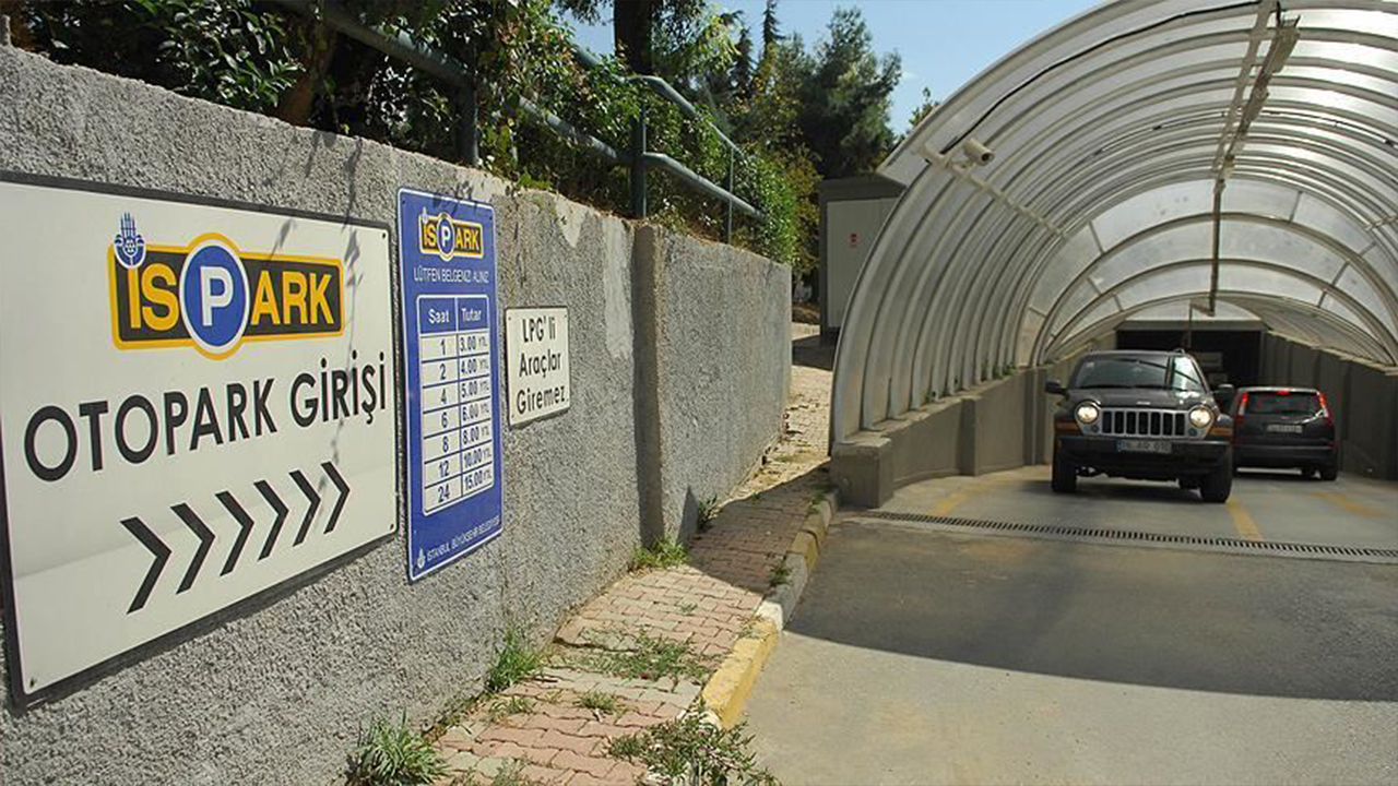 İstanbul'da otopark ücretlerine yüzde 115'e varan zam